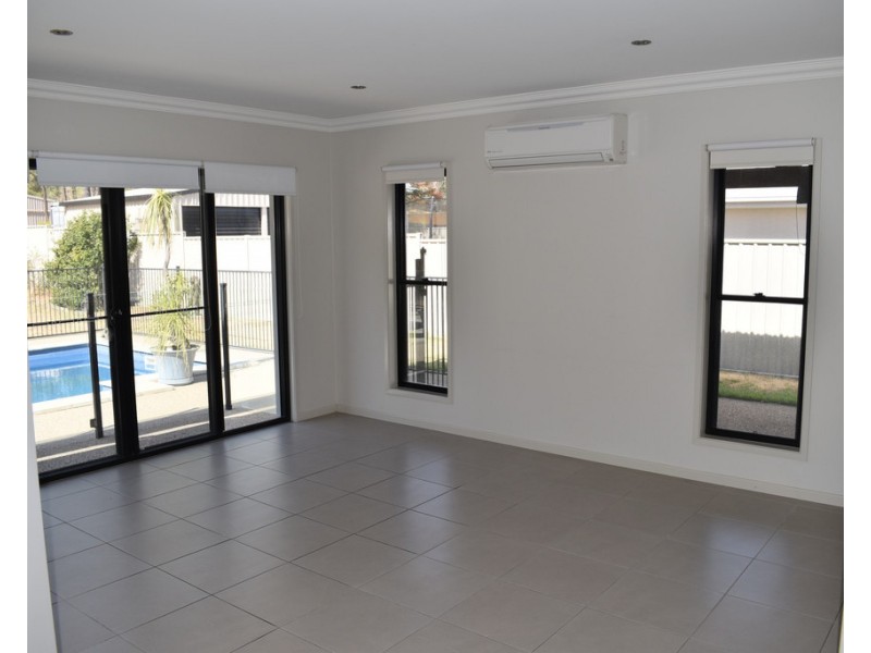 41 Newman Drive, Emerald QLD 4720
