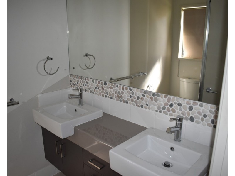 41 Newman Drive, Emerald QLD 4720