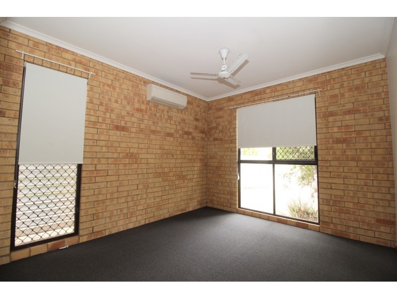 14 Alamein Drive, Emerald QLD 4720