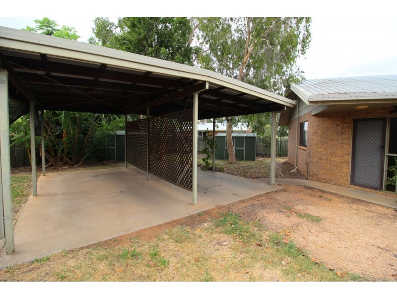 14 Alamein Drive, Emerald QLD 4720
