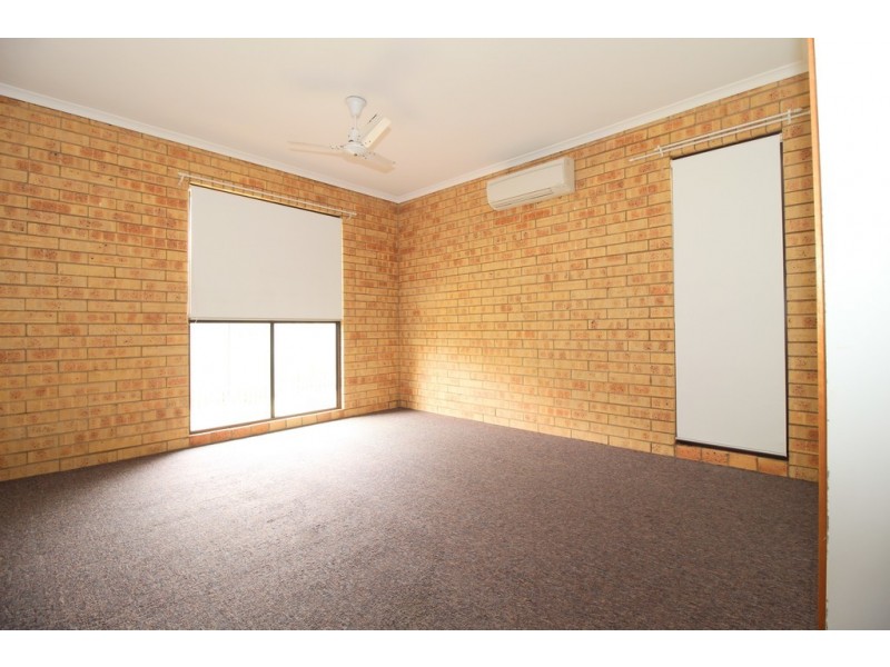 14 Alamein Drive, Emerald QLD 4720