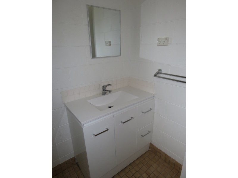 23 Martin Place, Emerald QLD 4720