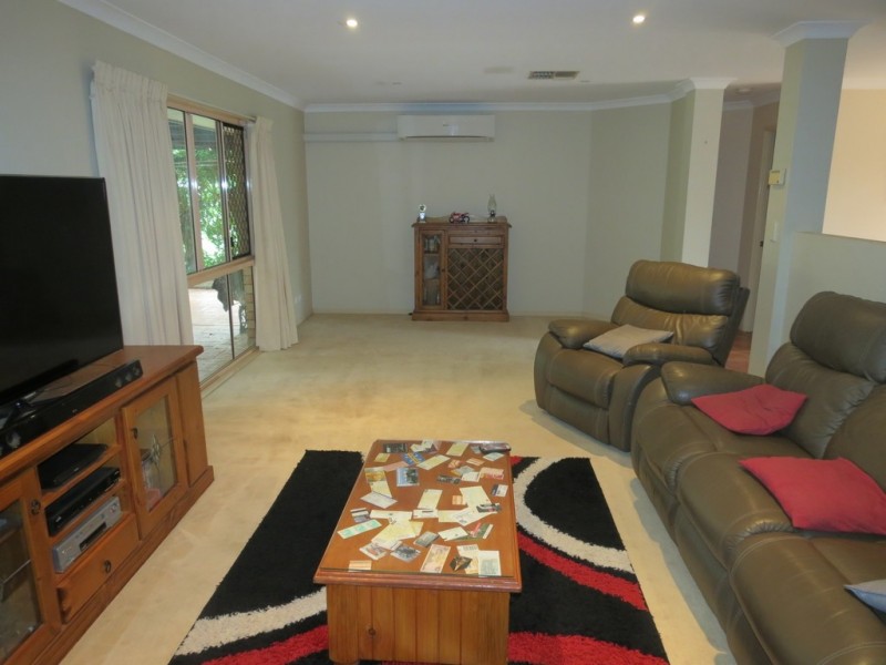7 Staunton Street, Emerald QLD 4720