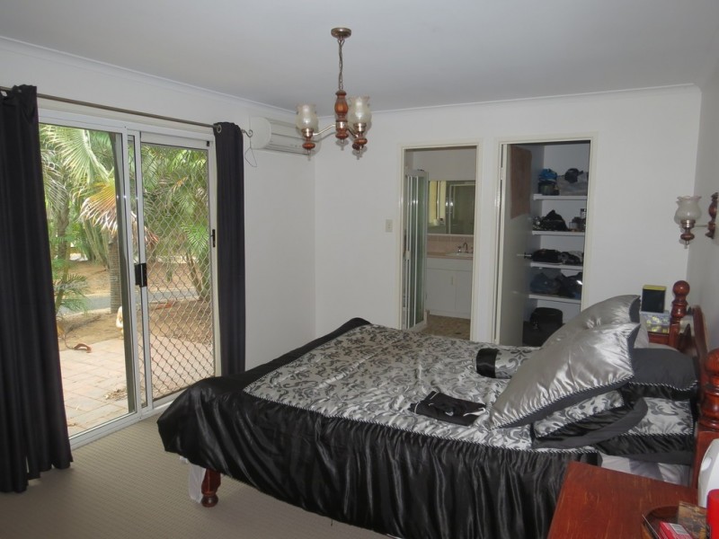 16 Andrews Road, Emerald QLD 4720