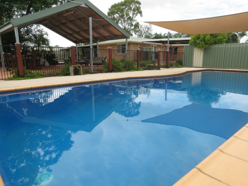 16 Andrews Road, Emerald QLD 4720