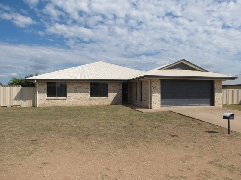 18 Blue gums Drive, Emerald QLD 4720