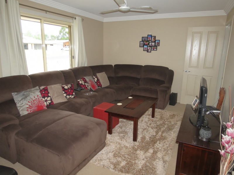 18 Blue gums Drive, Emerald QLD 4720