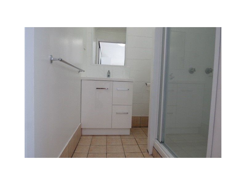 8/52 Harris Street, Emerald QLD 4720