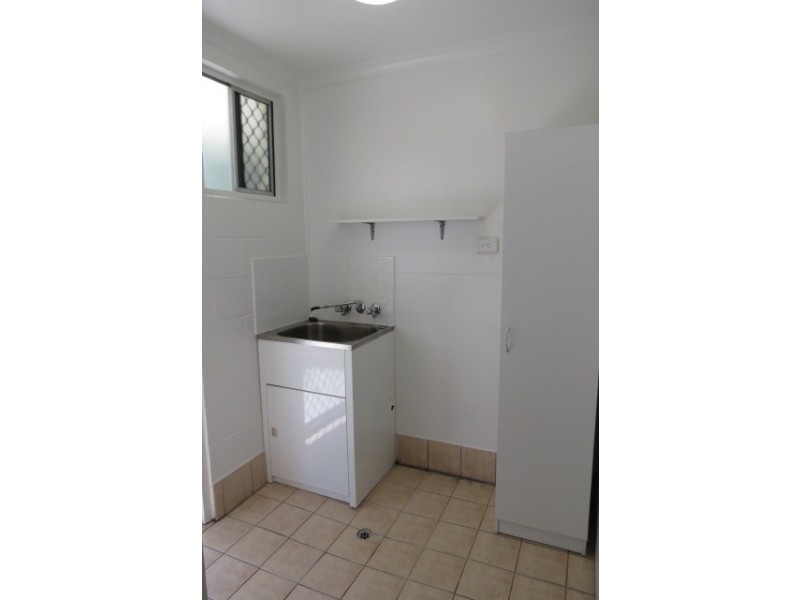 8/52 Harris Street, Emerald QLD 4720