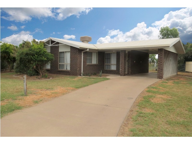 3 Osborne Place, Emerald QLD 4720