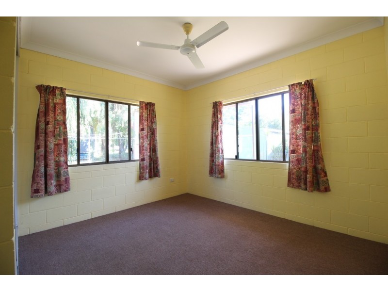 3 Roseanne Road, Emerald QLD 4720