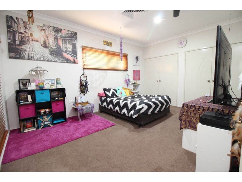 50 Kidd Street, Emerald QLD 4720