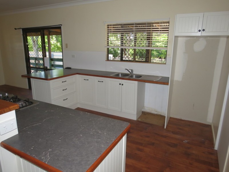 18 Morse Street, Emerald QLD 4720