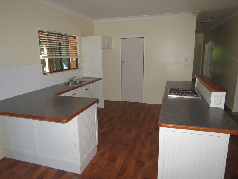 18 Morse Street, Emerald QLD 4720