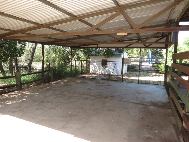 18 Morse Street, Emerald QLD 4720