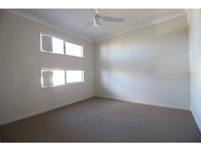 7 Ivers Place, Emerald QLD 4720