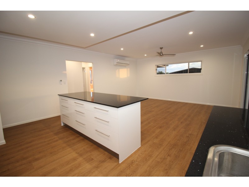 1 Longford Street, Emerald QLD 4720