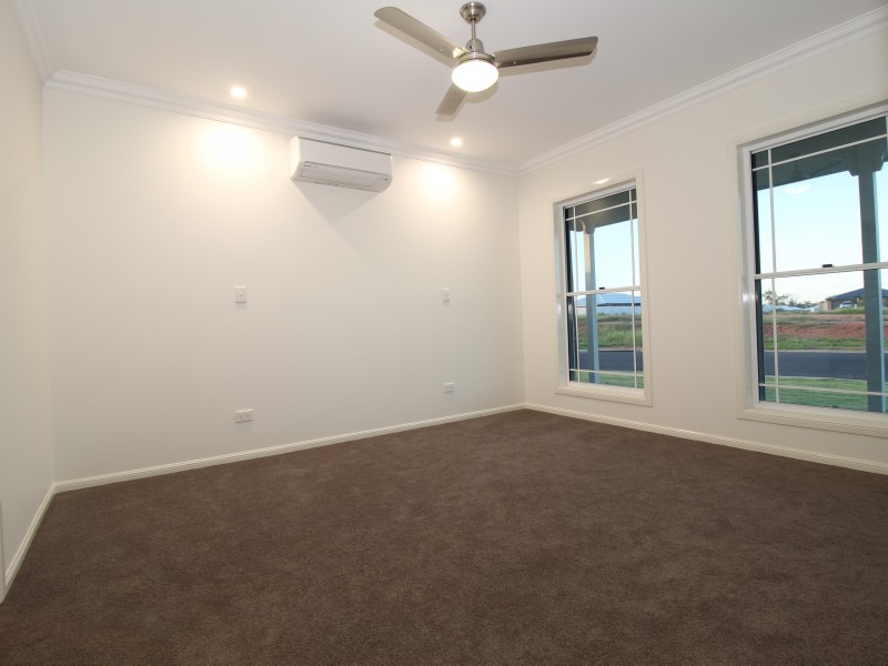 1 Longford Street, Emerald QLD 4720