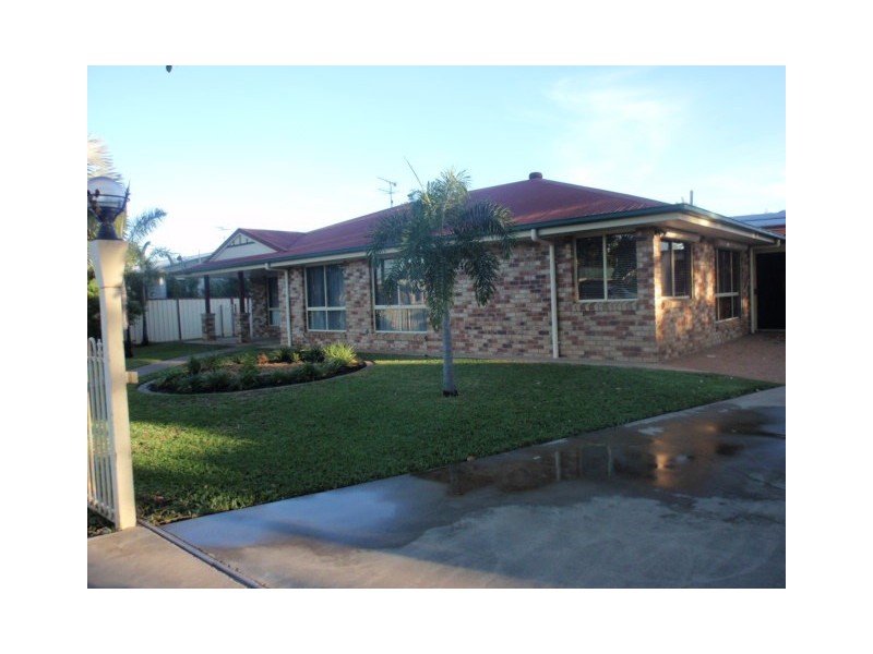 49 Gray Street, Emerald QLD 4720