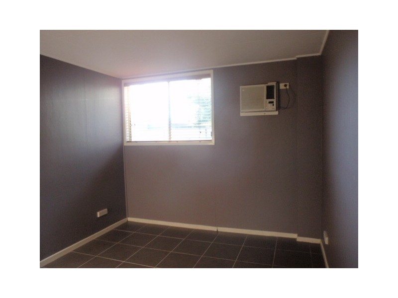 49 Gray Street, Emerald QLD 4720