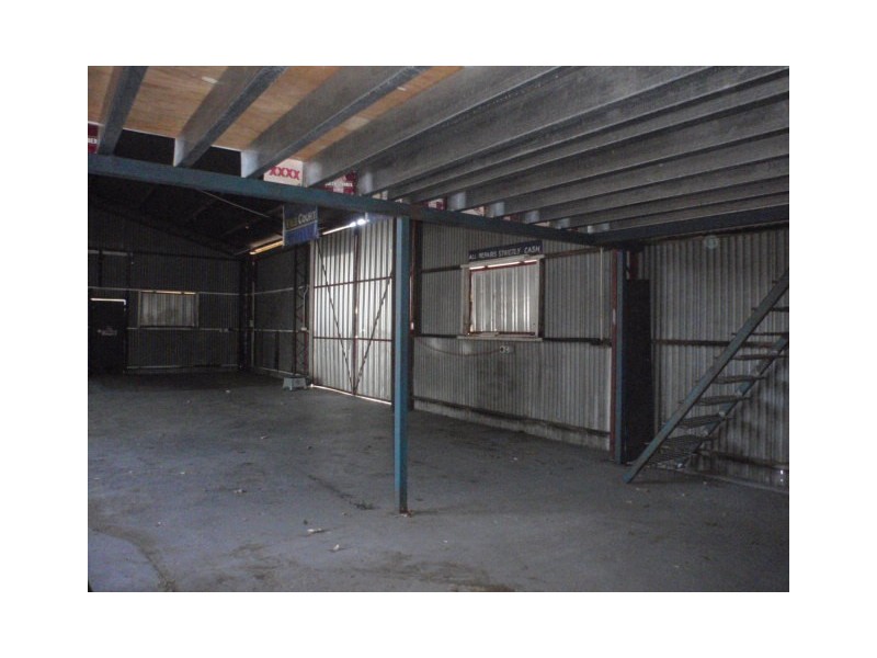 49 Gray Street, Emerald QLD 4720