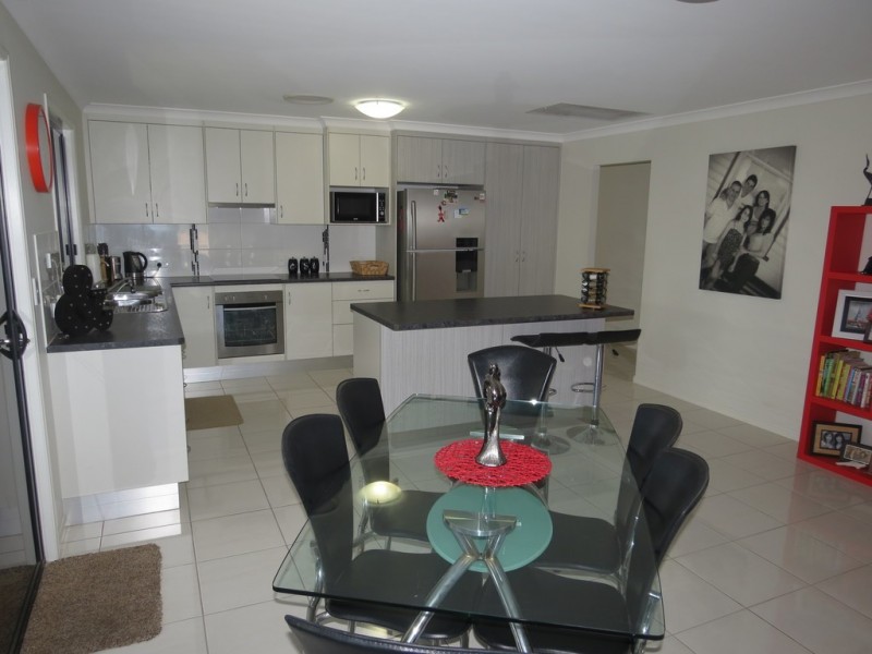 158 Opal Street, Emerald QLD 4720