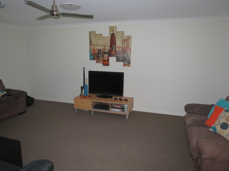 158 Opal Street, Emerald QLD 4720