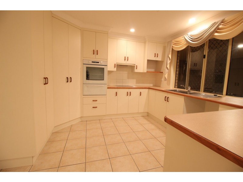 12 Haswell Street, Emerald QLD 4720