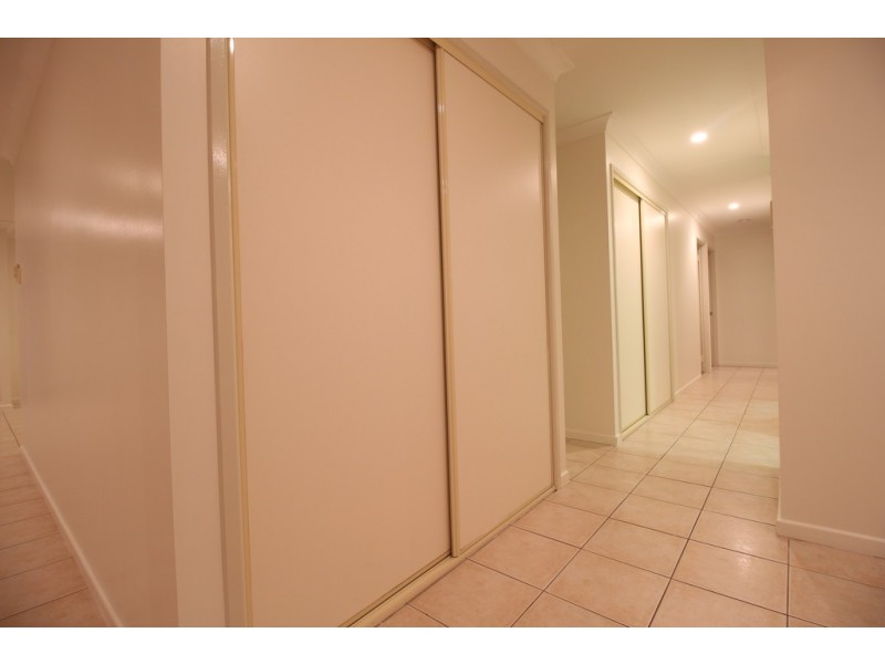 12 Haswell Street, Emerald QLD 4720