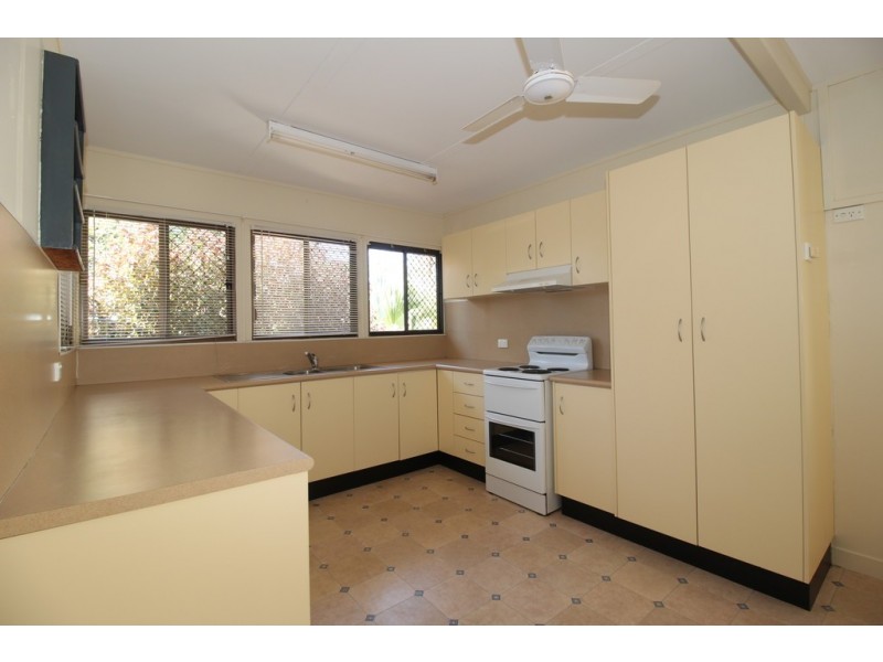 29 Retro Street, Emerald QLD 4720