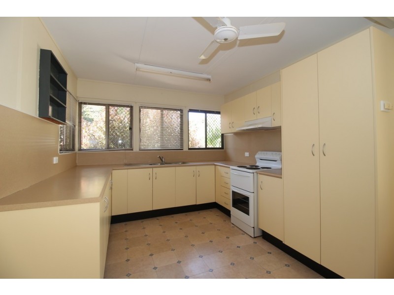 29 Retro Street, Emerald QLD 4720