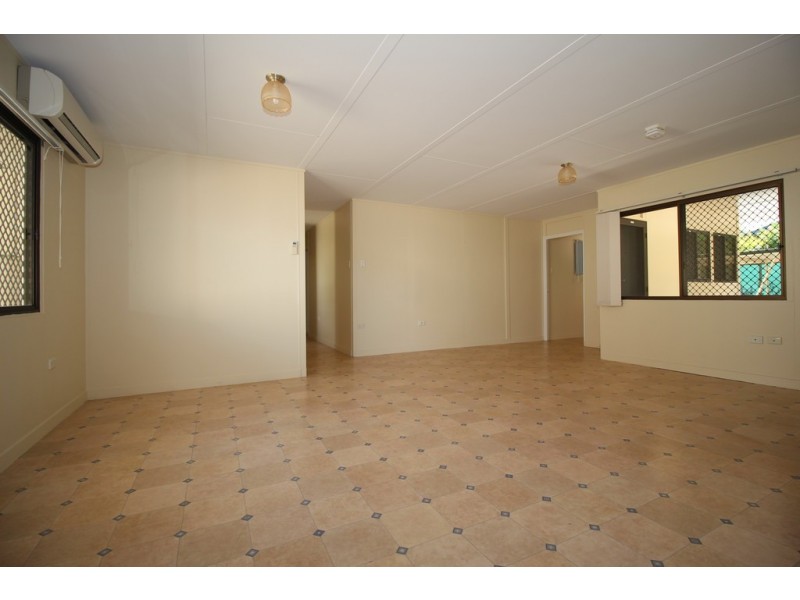 29 Retro Street, Emerald QLD 4720