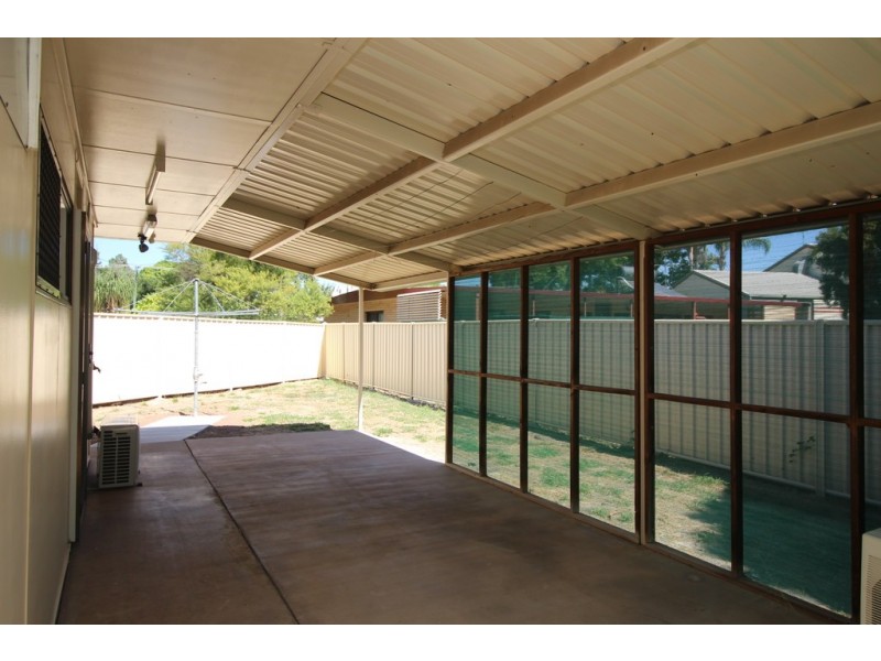 29 Retro Street, Emerald QLD 4720