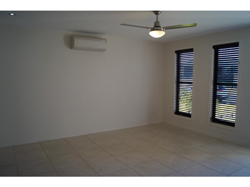 13A Scenic Drive, Emerald QLD 4720