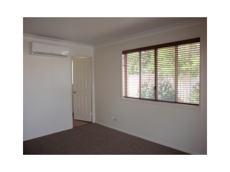 9 Kurrajong Close, Emerald QLD 4720