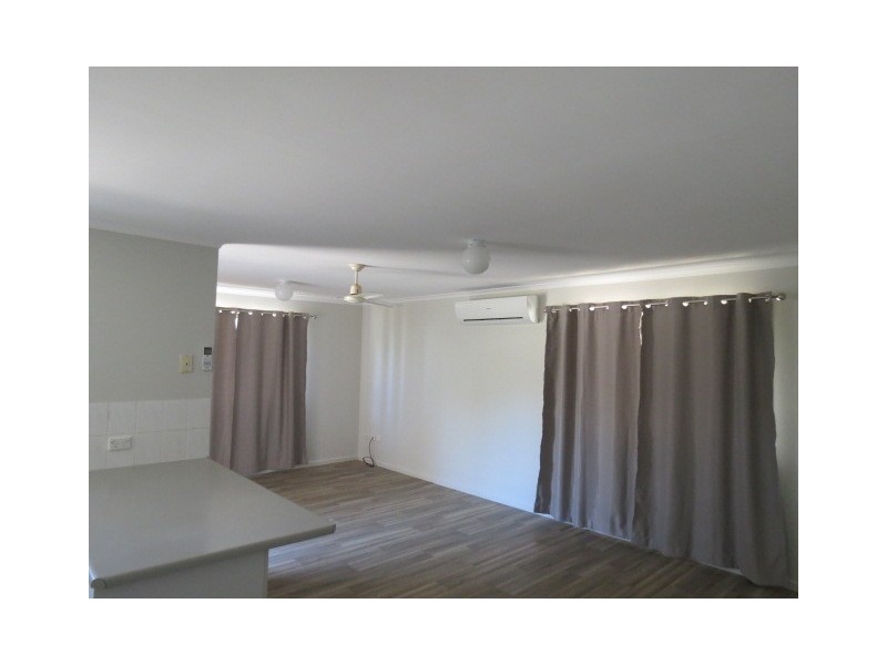 21 Eubar Place, Emerald QLD 4720