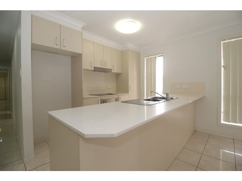 22 Amber Street, Emerald QLD 4720