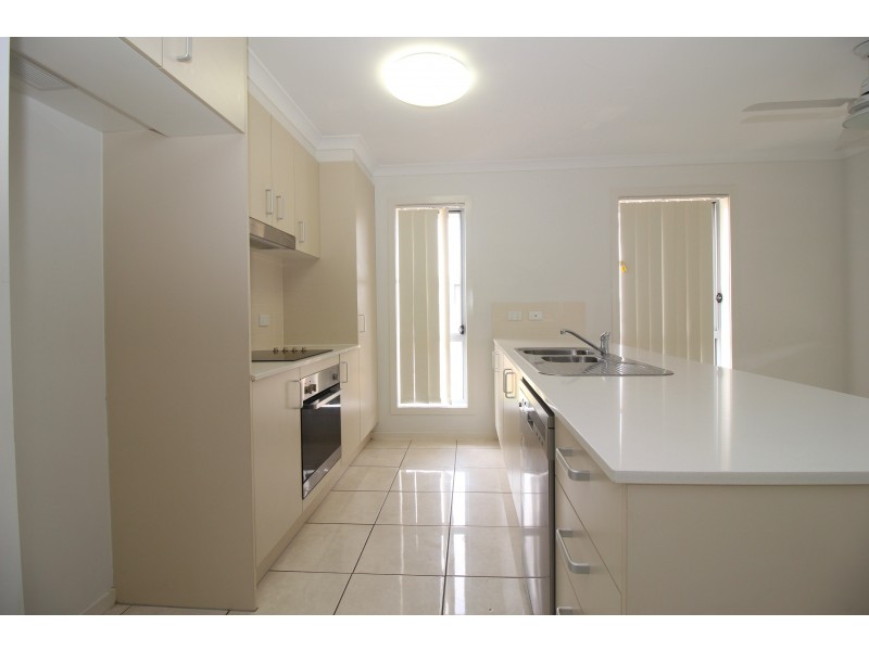 22 Amber Street, Emerald QLD 4720