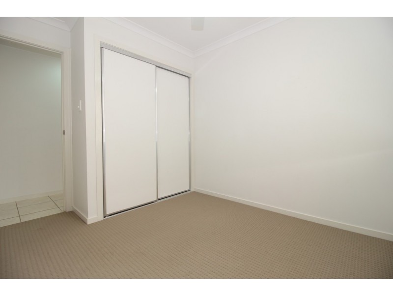 22 Amber Street, Emerald QLD 4720