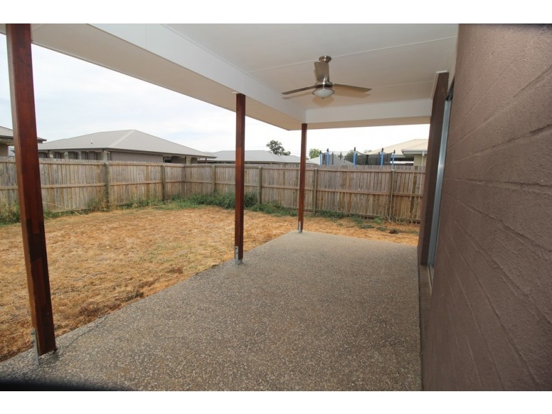 22 Amber Street, Emerald QLD 4720