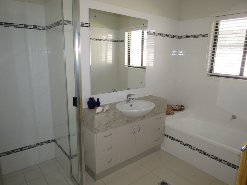 31 Wright Street, Emerald QLD 4720