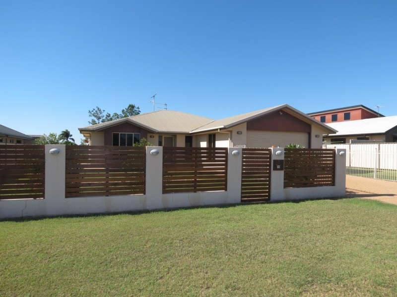 19 Callaghan Street, Emerald QLD 4720