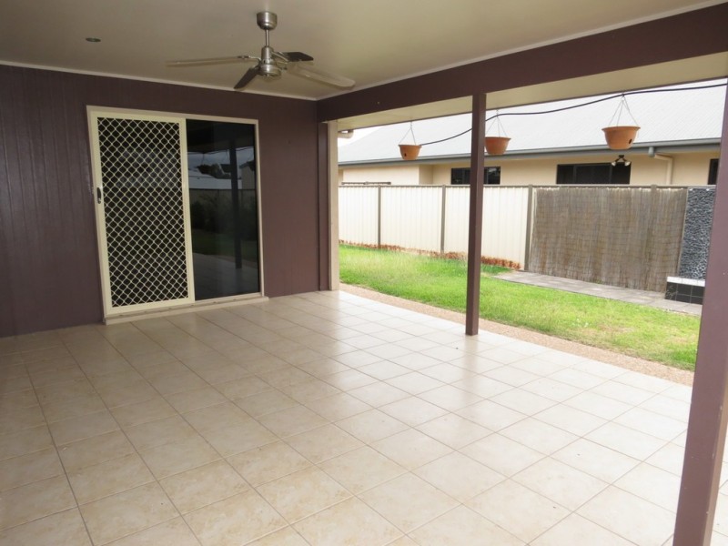 19 Callaghan Street, Emerald QLD 4720