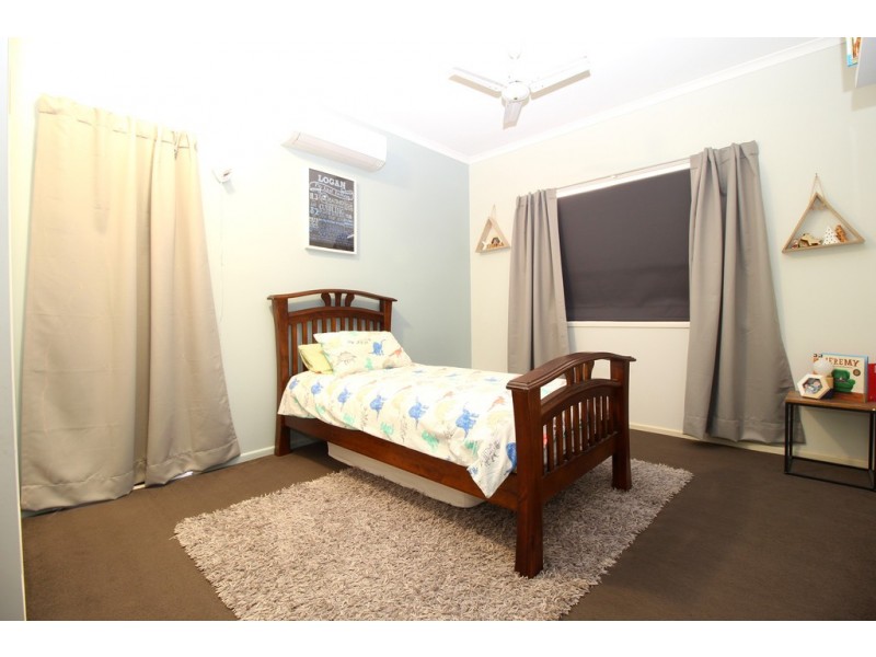 11 Park Avenue, Emerald QLD 4720