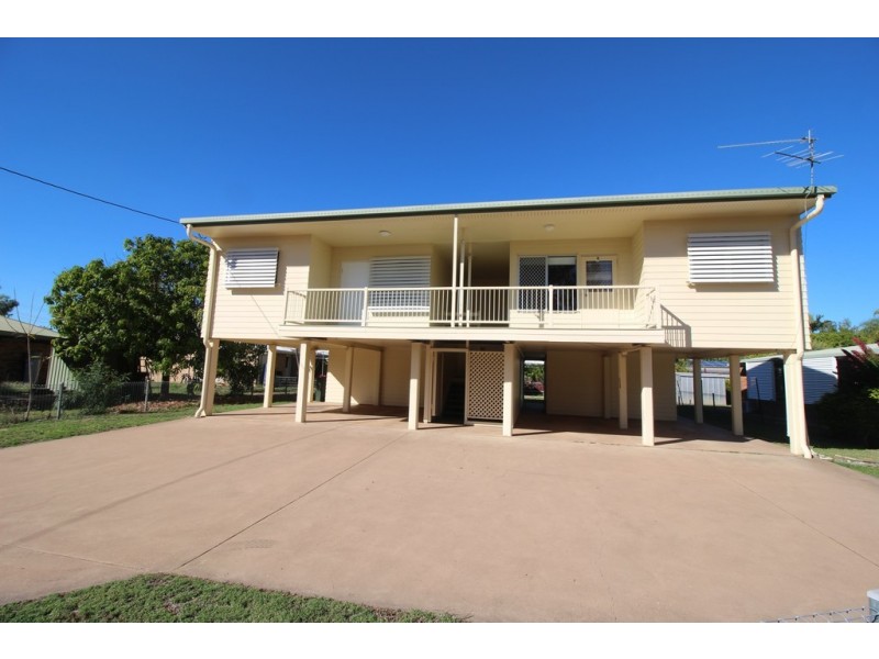 7 Maguire Place, Emerald QLD 4720