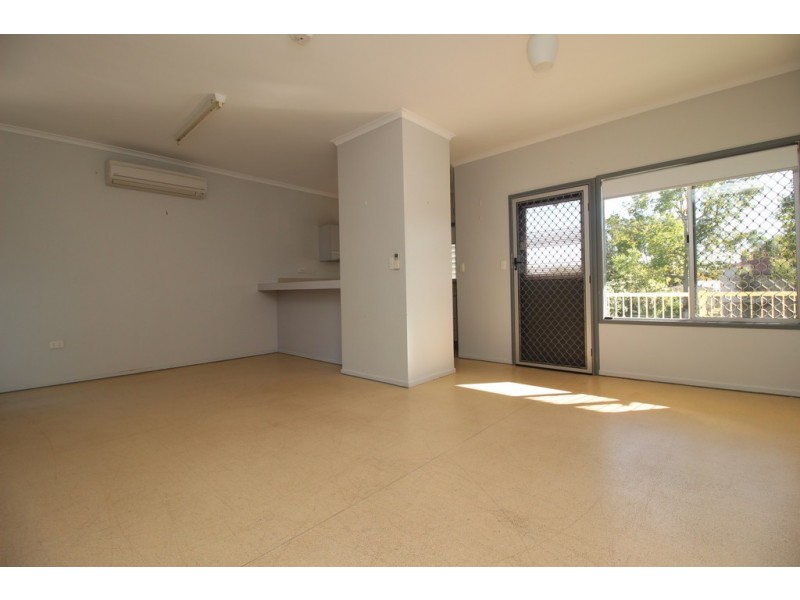 7 Maguire Place, Emerald QLD 4720