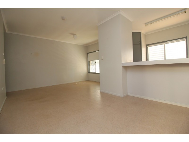 7 Maguire Place, Emerald QLD 4720