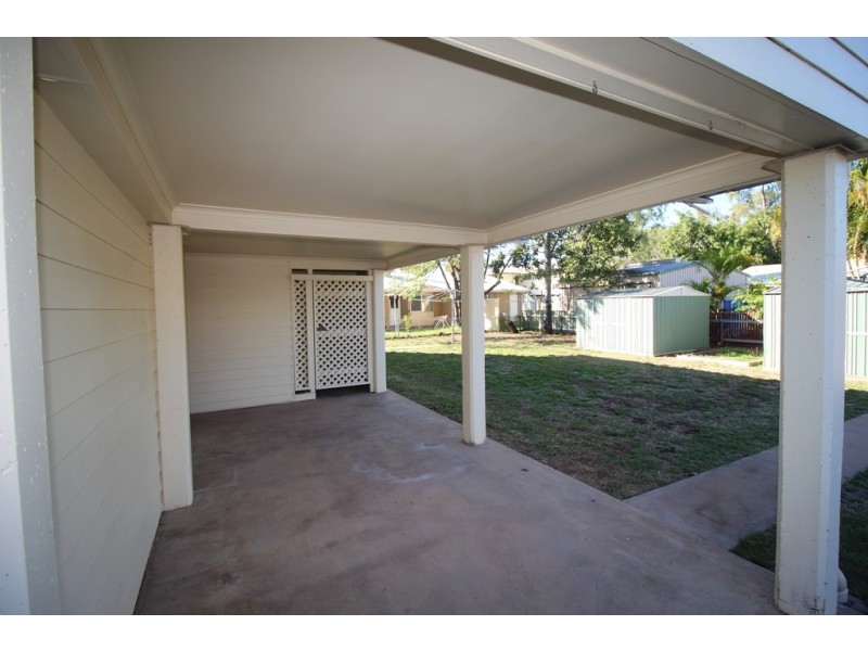 7 Maguire Place, Emerald QLD 4720