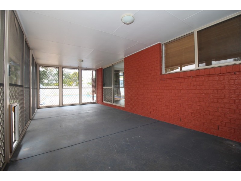 4A Shepherd Grove, Emerald QLD 4720