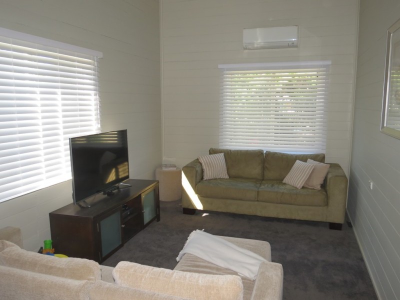 16A Crendon Street, Emerald QLD 4720